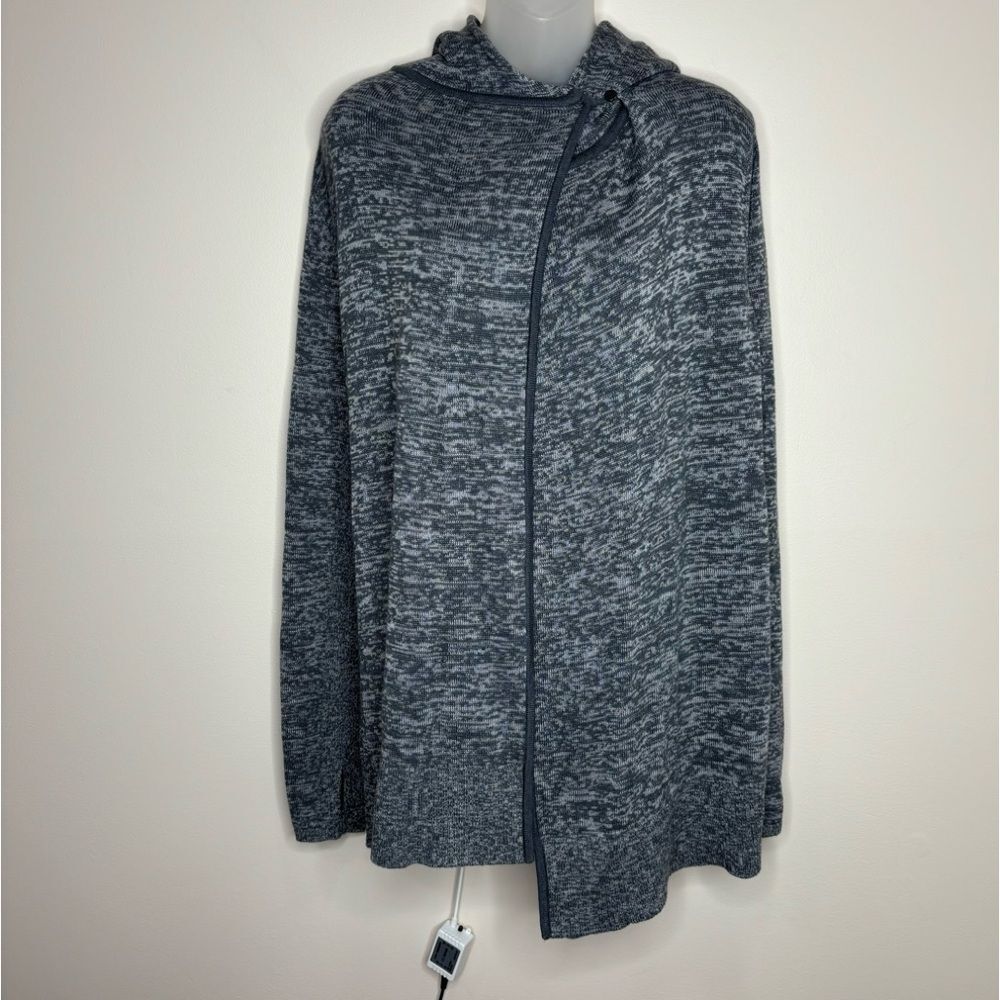 Lululemon Peace of Mind Gray Hooded Cardigan Wrap
Sweater size 6